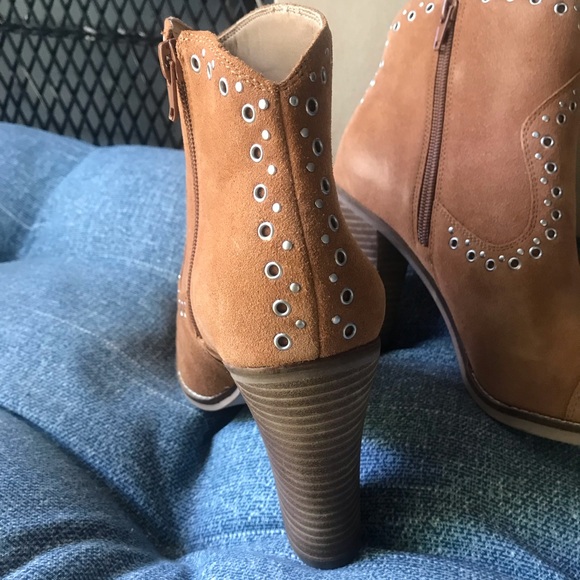 Lucky Brand Marionn Booties. Cashew color NWB size 8.5 - Picture 3 of 6